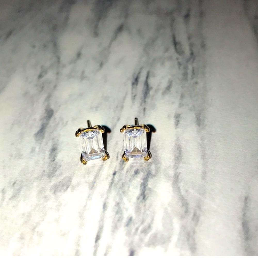 NEW Nordstrom 925 silver Cubic zirconium rectangle crystal stud earrings